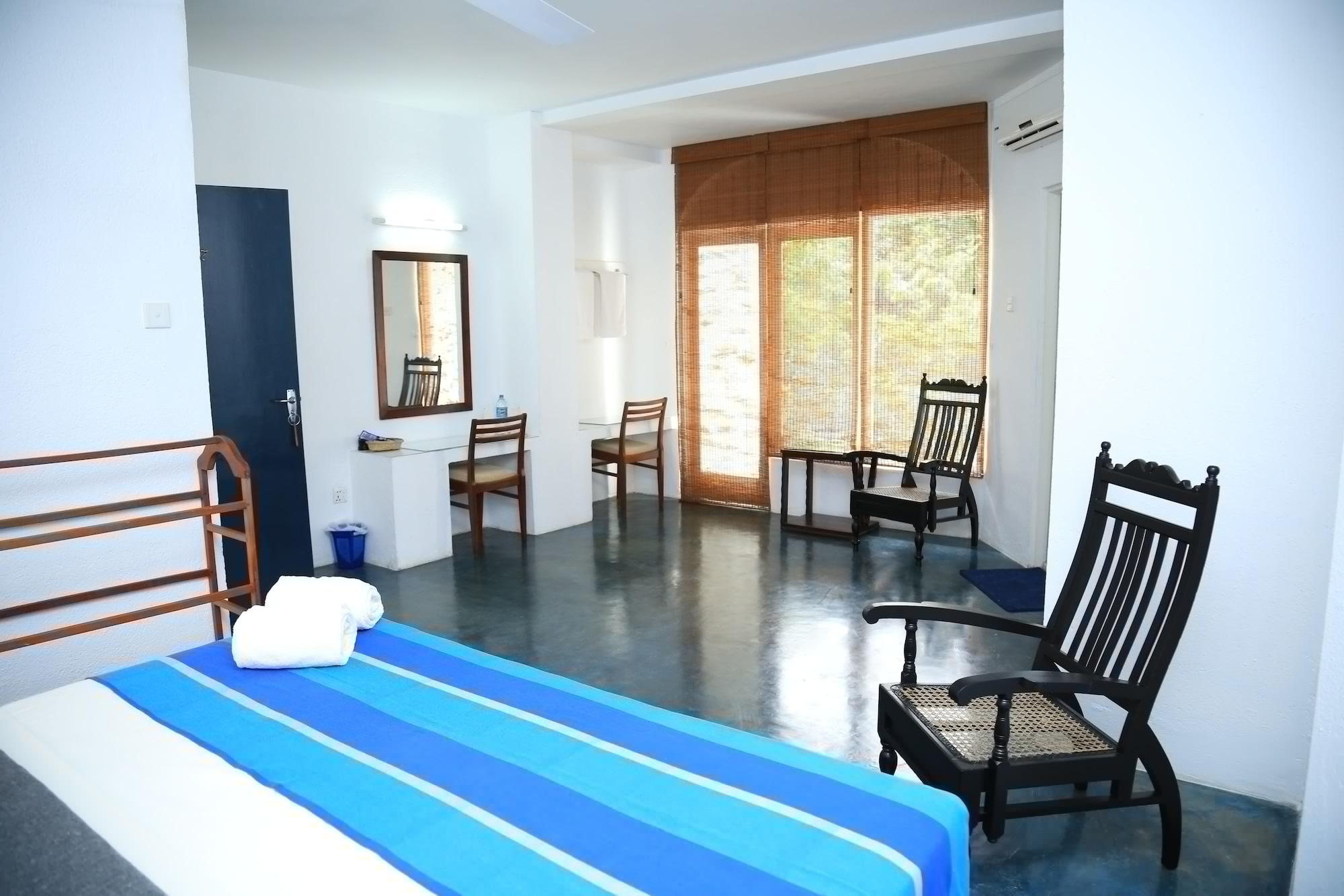 Regent Lodge Hotel & Villa كاندي المظهر الخارجي الصورة