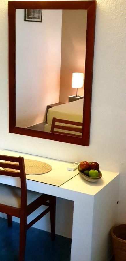 Regent Lodge Hotel & Villa كاندي المظهر الخارجي الصورة