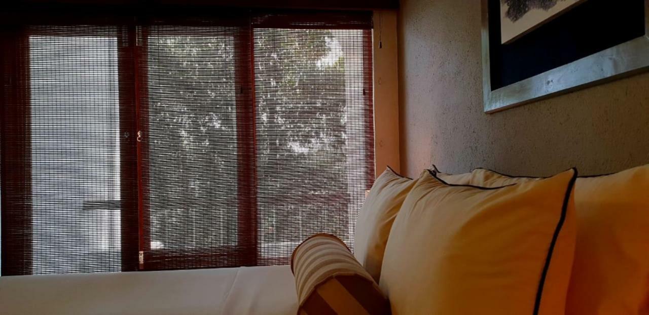 Regent Lodge Hotel & Villa كاندي المظهر الخارجي الصورة
