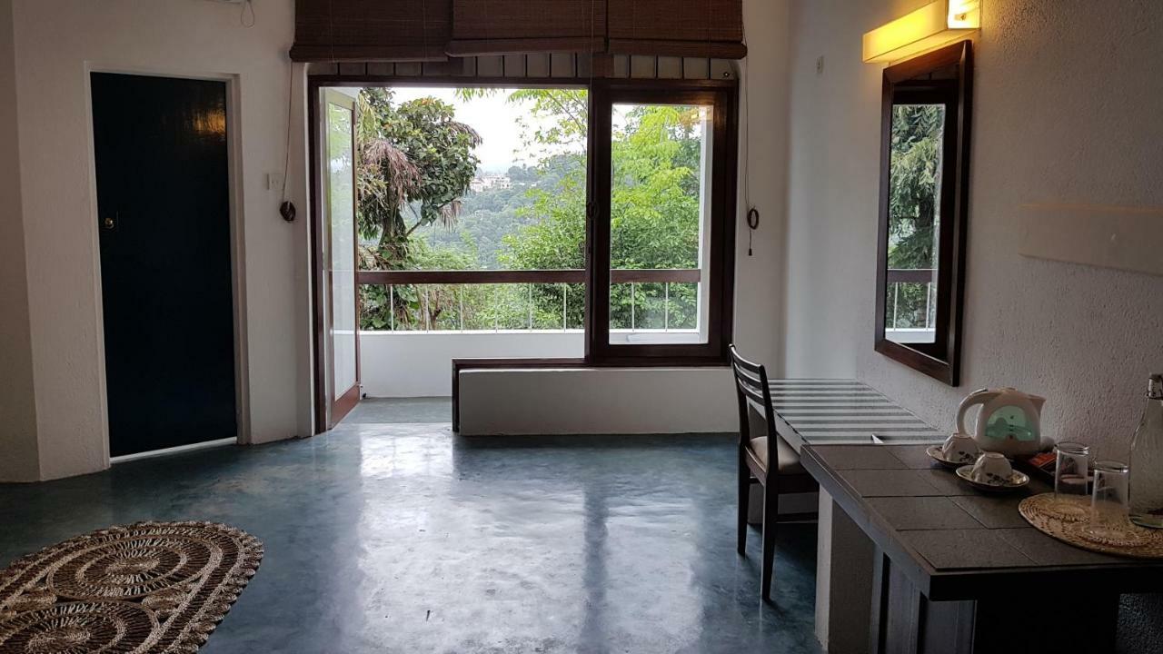 Regent Lodge Hotel & Villa كاندي المظهر الخارجي الصورة